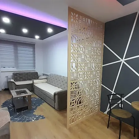 Apartment Golden Luxury Apartman, Stup,