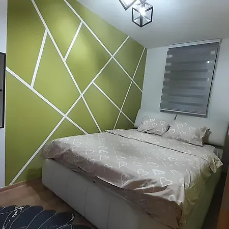 Apartment Golden Luxury Apartman, Stup, *